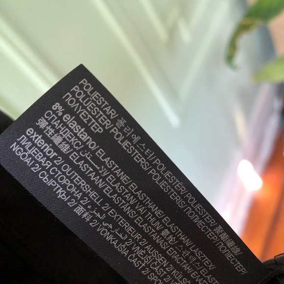 🖤Lady in black corset blouse.🖤 - Picture 7 of 8